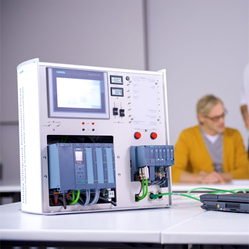 Bộ lập trình PLC